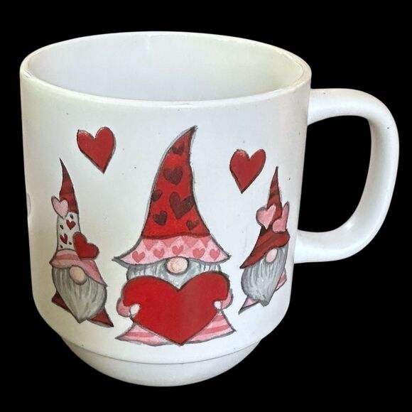 BELLE MAISON 'Gnome Heart' Coffee Tea Cocoa Mug 16 oz. - Picture 2 of 9